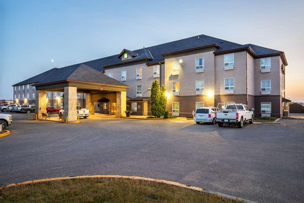 Quality Inn & Suites Йорктън Екстериор снимка