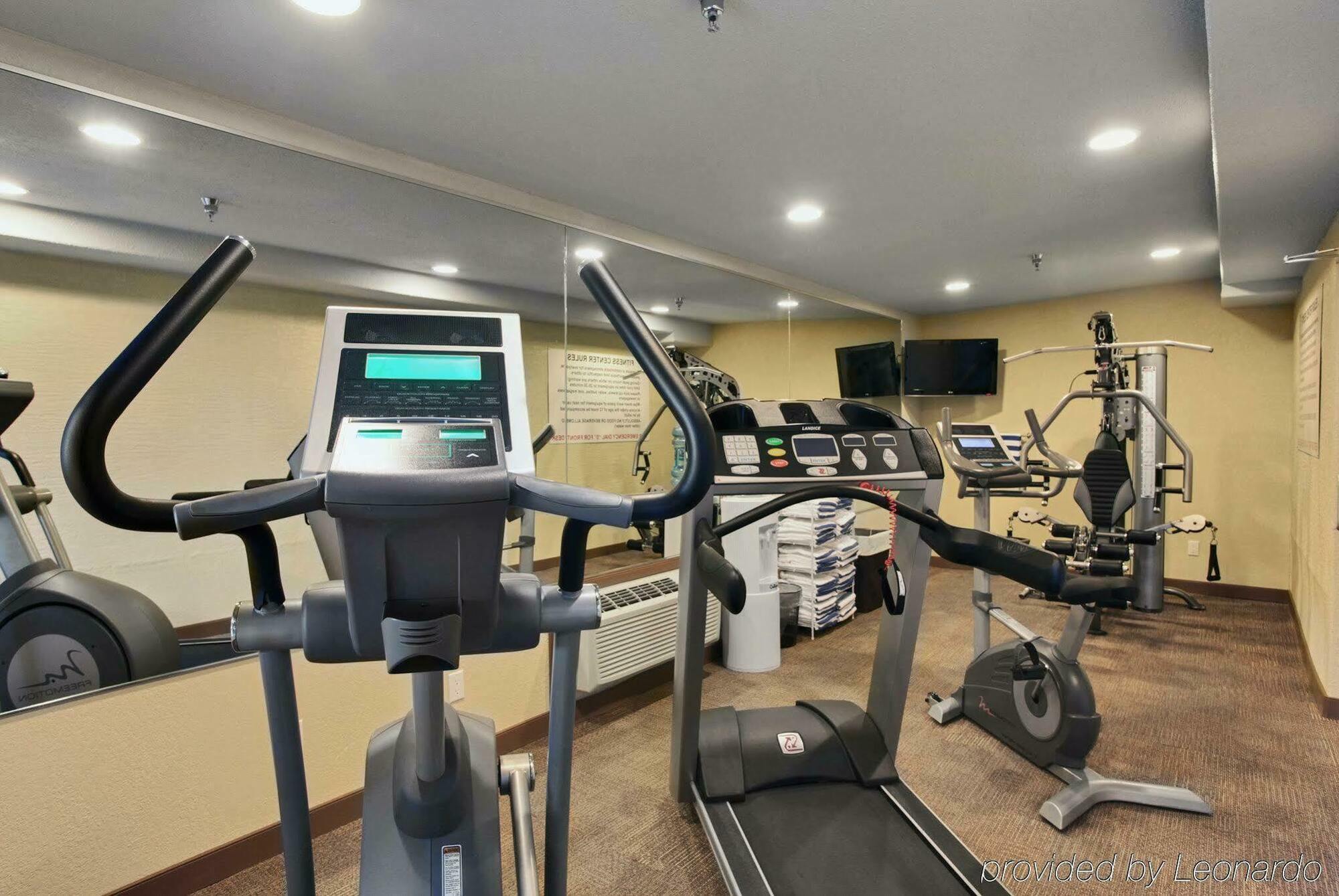Quality Inn & Suites Йорктън Съоръжения снимка